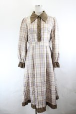 画像1: axes femme / デリスショコラシャツワンピース  ブラウンＸブルーチェック I-26-06-11-096-AX-OP-SA-ZI (1)