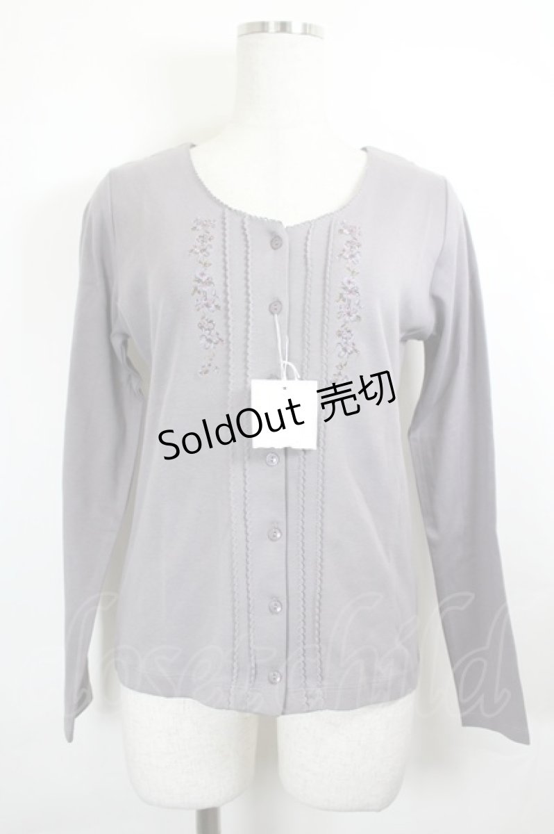 画像1: KETTY / サイドフラワー刺繍カーディガン  グレー I-26-06-12-040-LO-TO-SA-ZI (1)