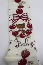 画像3: BABY,THE STARS SHINE BRIGHT / Pomme rouge〜うさぎとりすのりんごの森〜柄オーバーニーソックス  生成り I-26-06-12-115-BA-ZA-SA-ZI (3)