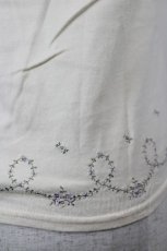 画像3: KETTY / 裾刺繍半袖カットソー  アイボリー I-26-06-12-016-LO-TO-SA-ZI (3)