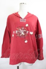 画像1: KETTY / カメリア&フラワーブーケ刺繍セーラー襟トップス  赤 I-26-06-12-024-LO-TO-SA-ZI (1)