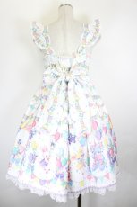 画像2: Angelic Pretty / Happy Garlandジャンパースカート  白 I-26-06-18-037-AP-OP-SA-ZI (2)