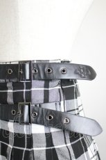 画像3: DimMoire / ベルトプリーツミニスカート  黒ｘ白チェック I-26-06-18-084-PU-SK-SA-ZI (3)