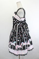 画像2: Angelic Pretty / Sugary Carnivalジャンパースカート  黒 I-26-06-21-086-AP-OP-TE-ZI (2)