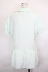 画像2: axes femme / フロントピンタックレース半袖ブラウス  ミントＸアイボリー I-26-06-25-032-AX-BL-SA-ZI (2)