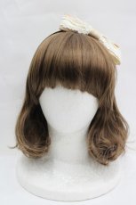 画像2: Innocent World / 薔薇レースリボンカチューシャ  ベージュＸ白 I-26-06-25-113-IW-AC-SA-ZI (2)