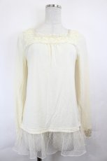 画像1: axes femme / モチーフレース付インナープルオーバー  アイボリー I-26-06-25-025-AX-TO-SA-ZI (1)