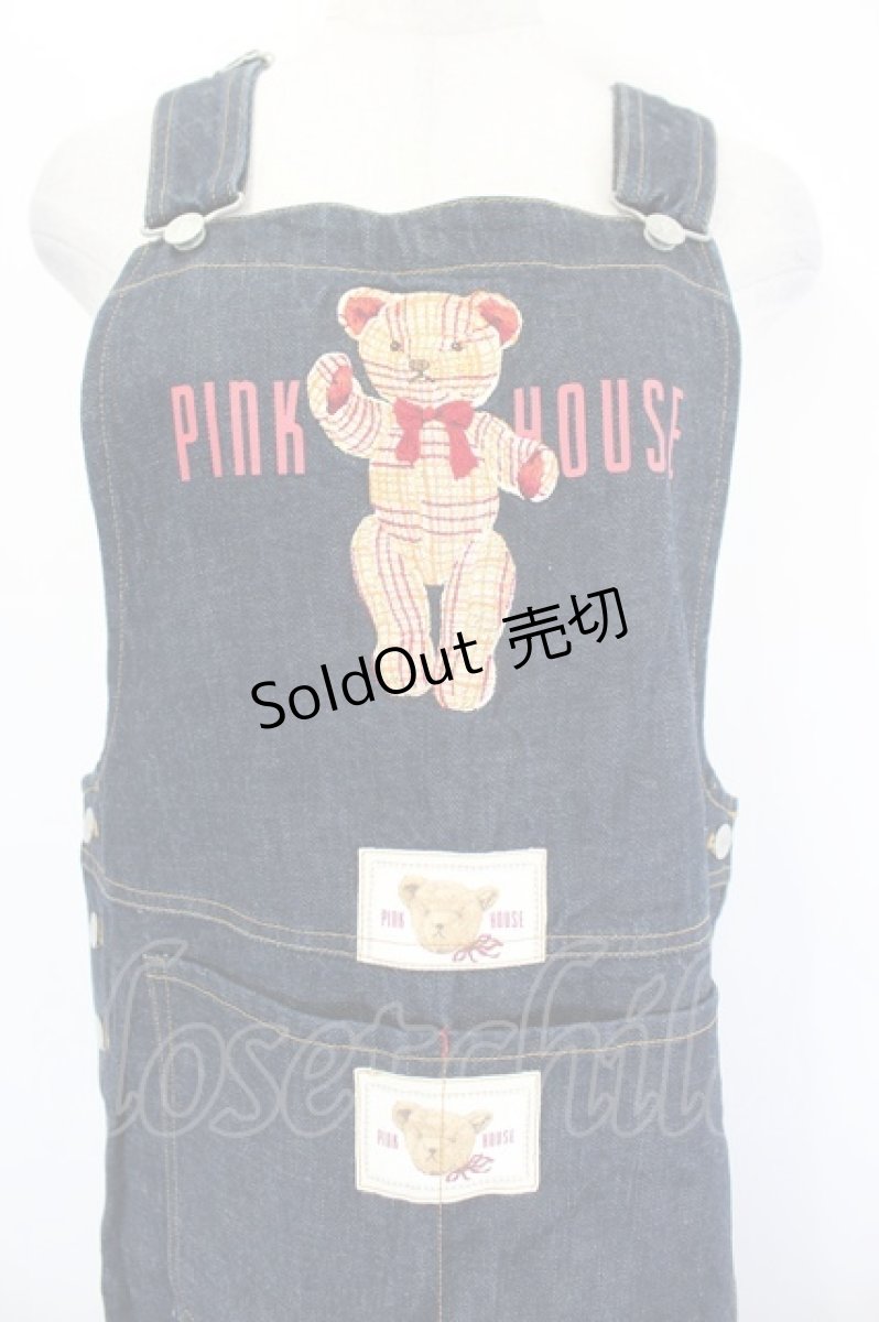 画像5: PINK HOUSE / クマ刺繍&ワッペンオーバーオールジャンパースカート  青デニム I-26-06-27-072-LO-OP-SA-ZI (5)