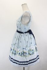 画像2: axes femme / フローラルメルヘン柄ワンピース  サックス I-26-06-29-070-AX-OP-SA-ZI (2)
