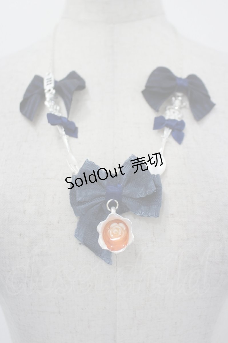画像1: LOLITAその他(お買取対象外) / リボンティーカップモチーフネックレス  ネイビーＸ白 I-26-06-29-099-LO-AC-SA-ZI (1)