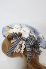 画像4: Hoshibako Works / ぼく、シマエナガ。 x HoshibakoWorks　Collaboration　刺繍ワッペン付きベレー帽  サックス I-26-06-29-113-LO-AC-SA-ZI (4)