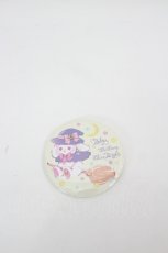 画像1: BABY,THE STARS SHINE BRIGHT / くみゃちゃんのKiraKira Sweets Halloween柄缶バッジ   I-26-06-29-121-BA-ZA-TE-ZI (1)