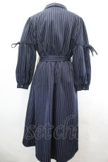 画像2: axes femme / カシュクール襟ワンピース  紺Ｘ白 I-26-07-01-059-AX-OP-SA-ZI (2)