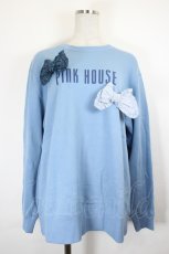 画像1: PINK HOUSE / チェック＆無地リボンブローチ付きロゴプリントトレーナー  青 I-26-07-03-049-LO-TO-SA-ZI (1)