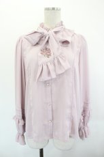 画像1: axes femme kawaii / クラシックローズ刺繍ブラウス  ピンク I-26-07-05-036-AX-BL-SA-ZI (1)