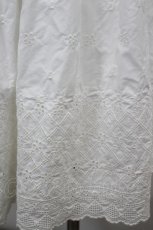画像3: PINK HOUSE / 刺繍スカート  白 I-26-07-05-099-LO-SK-SA-ZI (3)