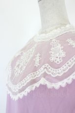 画像3: Jane Marple / ハイツイストシフォンピューリタンカラードレス  ラベンダーＸ白 I-26-07-09-078-JM-OP-SA-ZI (3)