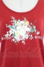 画像4: WONDERFUL WORLD / ローズブーケ&ロゴプリントノースリーブカットソー  赤 I-26-07-09-016-LO-TO-SA-ZI (4)