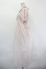 画像2: PINK HOUSE / misako×erinko フリル衿付きカットソーワンピース  ピンク I-26-07-12-075-LO-OP-SA-ZI (2)