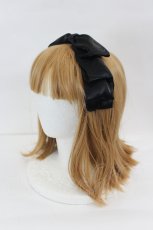 画像1: LOLITAその他(お買取対象外) / リボンカチューシャ  黒 I-26-07-12-116-LO-AC-SA-ZI (1)