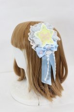 画像1: Angelic Pretty / Dreamy Night Cakesロゼッタブローチ  サックス I-26-07-12-124-AP-ZA-SA-ZI (1)