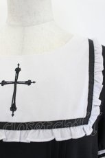 画像3: Amavel / クロス刺繍入りスクエアヨーク切替ワンピース  黒Ｘ白 I-26-07-15-047-CA-OP-SA-ZI (3)