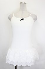 画像1: axes femme / 裾レースカップ付きキャミ  白Ｘ黒 I-26-07-18-004-AX-TO-SA-ZI (1)