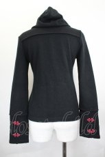 画像2: Ozz On / 龍×花刺繍 チャイナデザインパーカー  黒×赤 I-26-07-18-049-OO-TO-TE-ZI (2)
