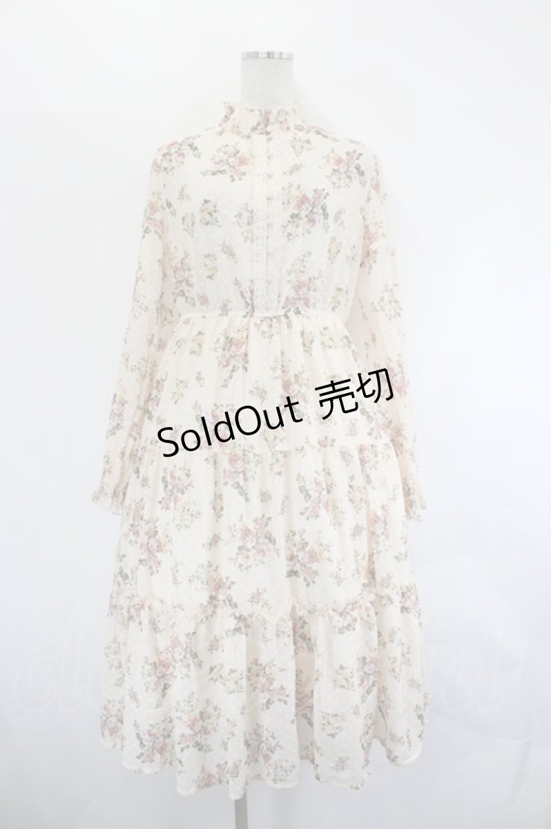 画像1: axes femme / ドビー花柄ワンピース  ピンクベージュ I-26-07-18-079-AX-OP-SA-ZI (1)
