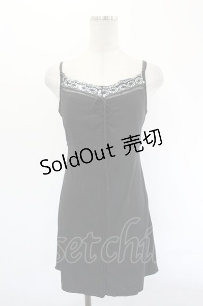 Ozz On / 花刺繍シースルーチュニック 黒 I-26-07-18-083-OO-OP-TE-ZI