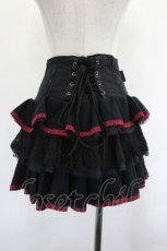 画像3: Ozz oneste / 薔薇刺繍段々スカート  黒Ｘ赤 I-26-07-18-108-OO-SK-SA-ZI (3)