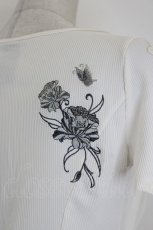 画像3: Ozz oneste / 刺繍入りスピンドルリブトップス  オフ I-26-07-18-032-OO-BL-TE-ZI (3)