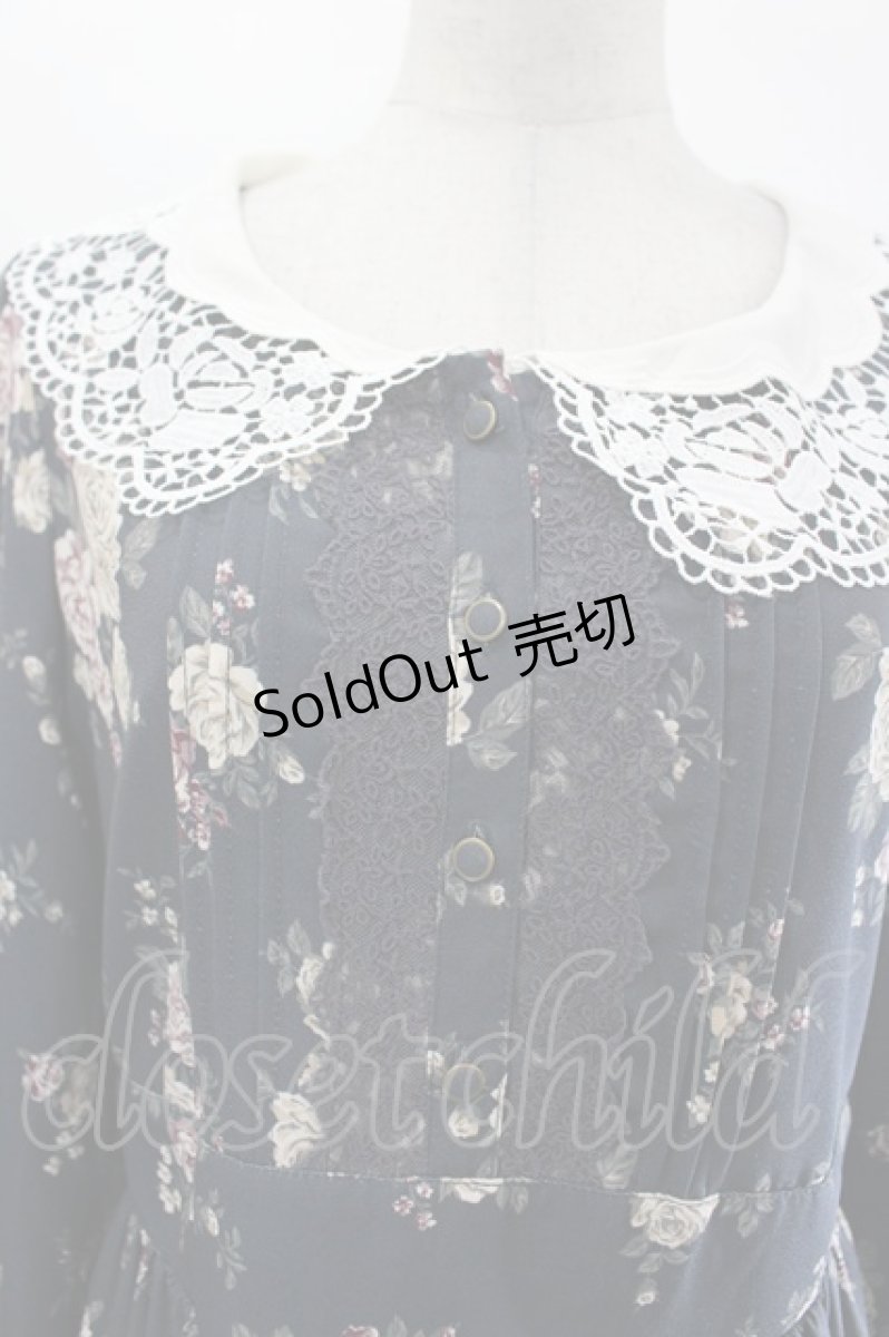 画像4: axes femme Red label / Red labelワンピース  グレー I-26-07-21-051-LO-OP-SA-ZI (4)