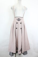 画像1: axes femme / サス付モチーフ刺繍スカート  ピンク I-26-07-21-090-AX-SK-TE-ZI (1)