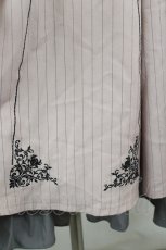 画像4: axes femme / サス付モチーフ刺繍スカート  ピンク I-26-07-21-090-AX-SK-TE-ZI (4)