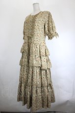 画像2: KANEKO ISAO / 蔦小花柄フリルティアードワンピース  薄荷 I-26-07-25-077-EL-OP-TE-ZI (2)