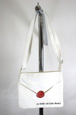 画像1: LOLITAその他(お買取対象外) / 10th Gothic and Lolita Marketサコッシュ  白Ｘ赤Ｘ黒 I-26-07-25-099-LO-BG-SA-ZI (1)