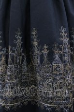 画像5: Jane Marple Dans Le Salon / お城刺繍ワンピース  黒ＸゴールドＸ白 I-26-07-26-063-JM-OP-SA-ZI (5)