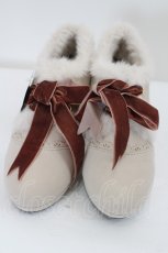 画像1: axes femme / 刺繍入り配色ファーブーティー L ベージュ I-26-07-26-130-AX-SH-SA-ZI (1)