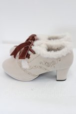 画像2: axes femme / 刺繍入り配色ファーブーティー L ベージュ I-26-07-26-130-AX-SH-SA-ZI (2)