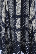 画像3: axes femme / ドット&レースプリントスカート  黒Ｘゴールド I-26-07-30-091-AX-SK-SA-ZI (3)