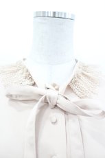 画像4: LEBECCA boutique / レースデザインブラウス  アイボリー I-26-08-01-003-LO-BL-TE-ZI (4)