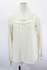 画像1: axes femme / はしごレース薔薇インナーカットソー  生成り I-26-08-03-007-AX-TO-SA-ZI (1)
