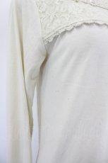 画像5: axes femme / はしごレース薔薇インナーカットソー  生成り I-26-08-03-007-AX-TO-SA-ZI (5)
