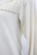 画像6: axes femme / はしごレース薔薇インナーカットソー  生成り I-26-08-03-007-AX-TO-SA-ZI (6)