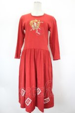 画像1: PINK HOUSE / ストロベリーリース刺繍カットソーワンピース M レッド I-26-08-06-085-LO-OP-SA-ZI (1)