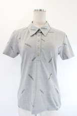 画像1: INGEBORG / ロゴ刺繍ポロシャツ  グレーＸ黒 I-26-08-07-025-LO-BL-SA-ZI (1)