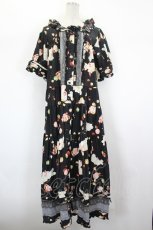 画像1: PINK HOUSE / シュガリースイーツラビットプリントワンピース  黒 I-26-08-07-075-LO-OP-TE-ZI (1)