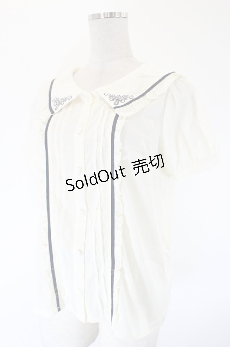画像3: axes femme POETIQUE / 襟刺繍ピンタックブラウス M アイボリー I-26-08-07-010-AX-BL-TE-ZI (3)