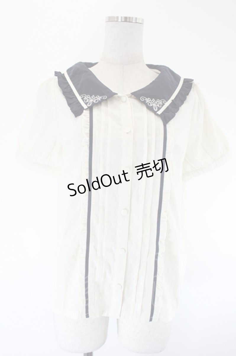 画像1: axes femme POETIQUE / 襟刺繍ピンタックブラウス M アイボリー×ネイビー I-26-08-07-011-AX-BL-TE-ZI (1)